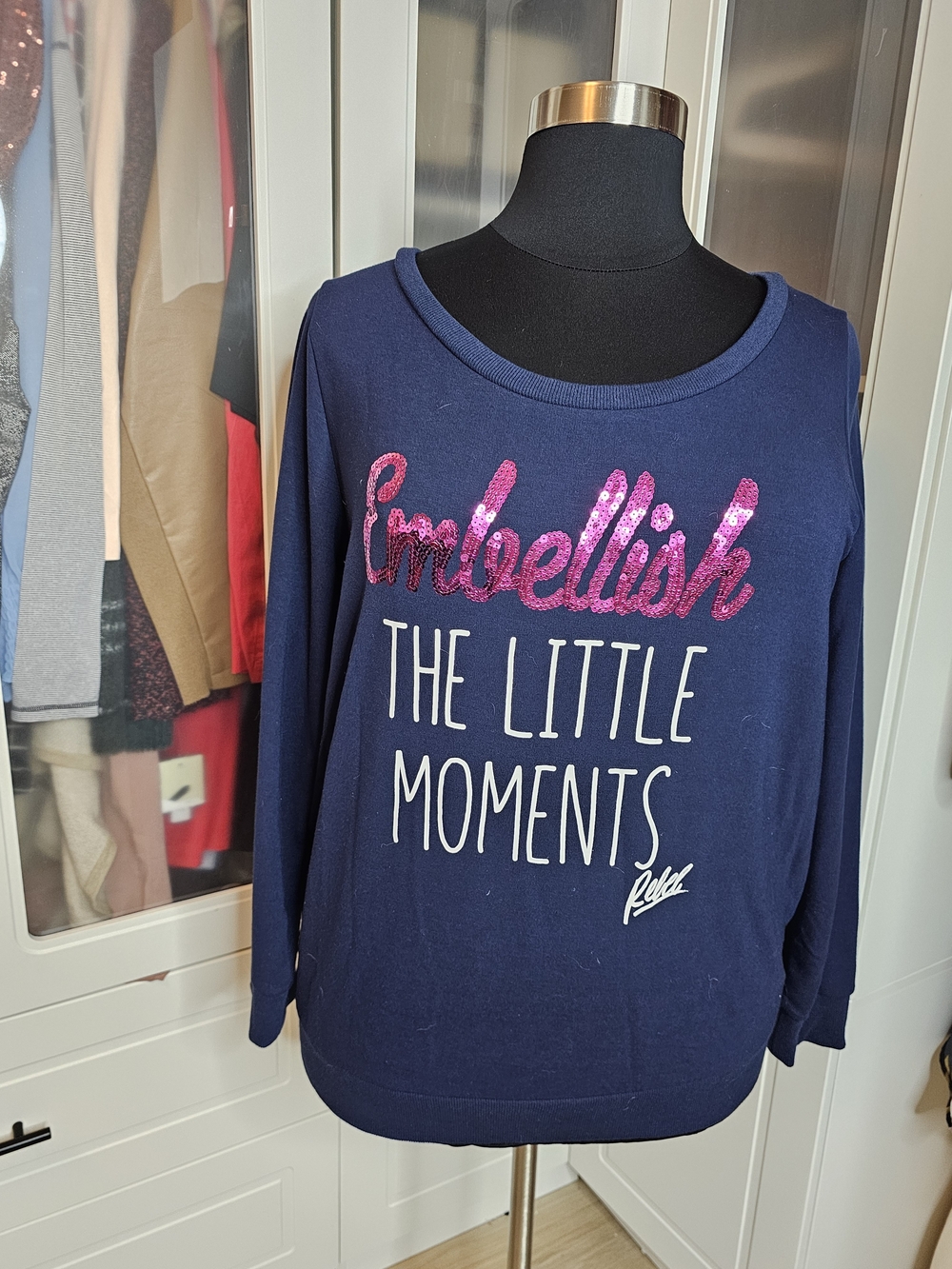 NWT TORRID X REBEL Wilson Navy Sweatshirt with Pink Sequin SIZE 2X